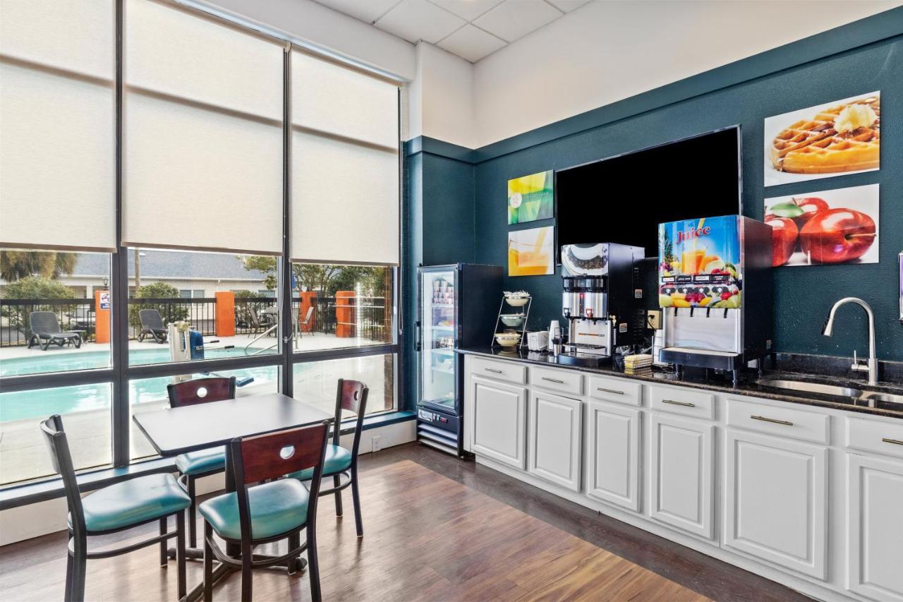 Garnet Inn & Suites, Morehead City Near Atlantic Beach Bagian luar foto