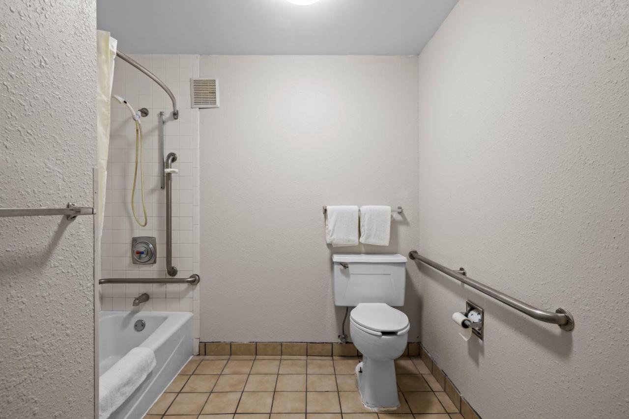 Garnet Inn & Suites, Morehead City Near Atlantic Beach Ruang foto