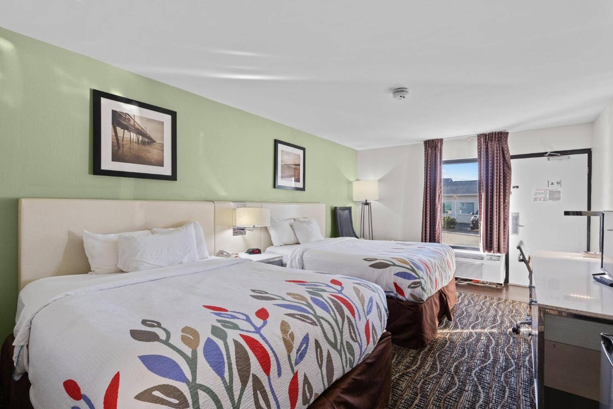 Garnet Inn & Suites, Morehead City Near Atlantic Beach Bagian luar foto